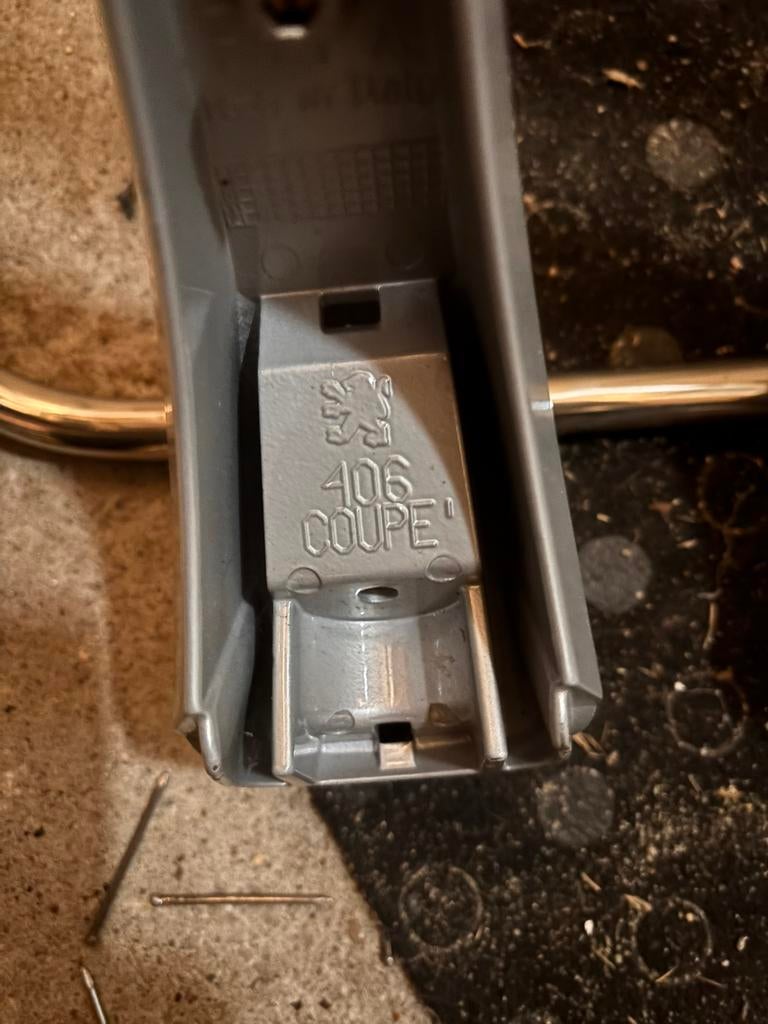 Bagagerek achterklep peugeot 406, Ophalen, Zo goed als nieuw