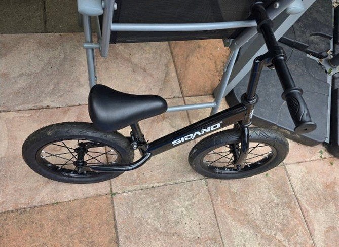 SIDANO loopfiets - Zwart, zo goed als nieuw, Fietsen en Brommers, Fietsen | Kinderfietsjes, Ophalen, Zo goed als nieuw, 16 tot 20 inch