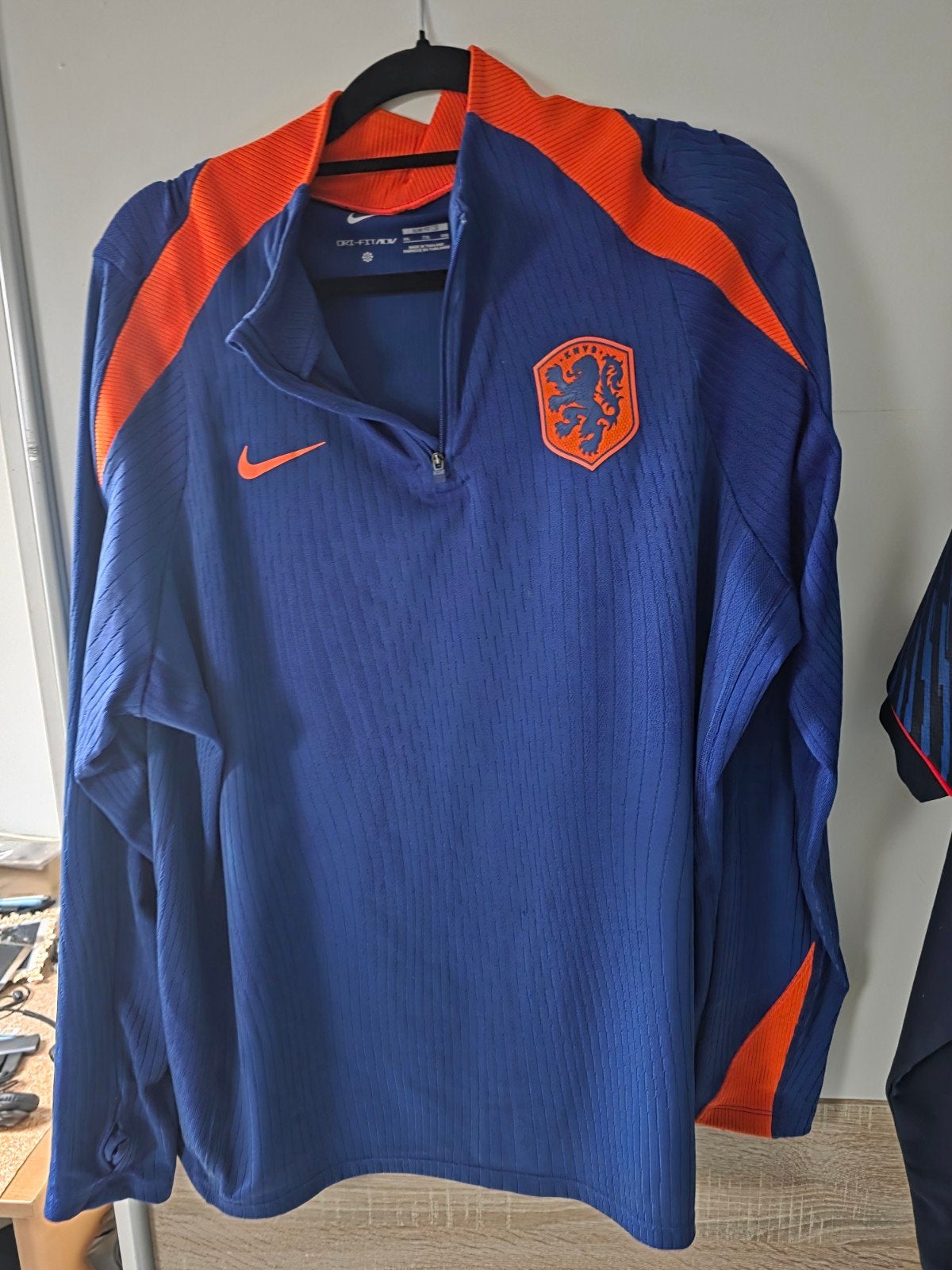 trainingsjack nederlands elftal orgineel slim fit, Ophalen of Verzenden, Zo goed als nieuw, Trainingspak