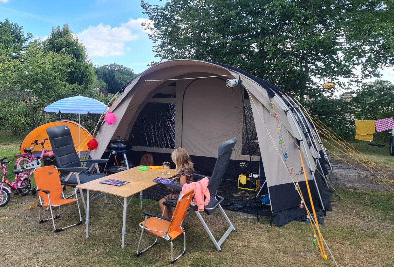 Redwood Birch 440 TC 6 persoons tunneltent (nieuwste model), Caravans en Kamperen, Tenten, Ophalen of Verzenden