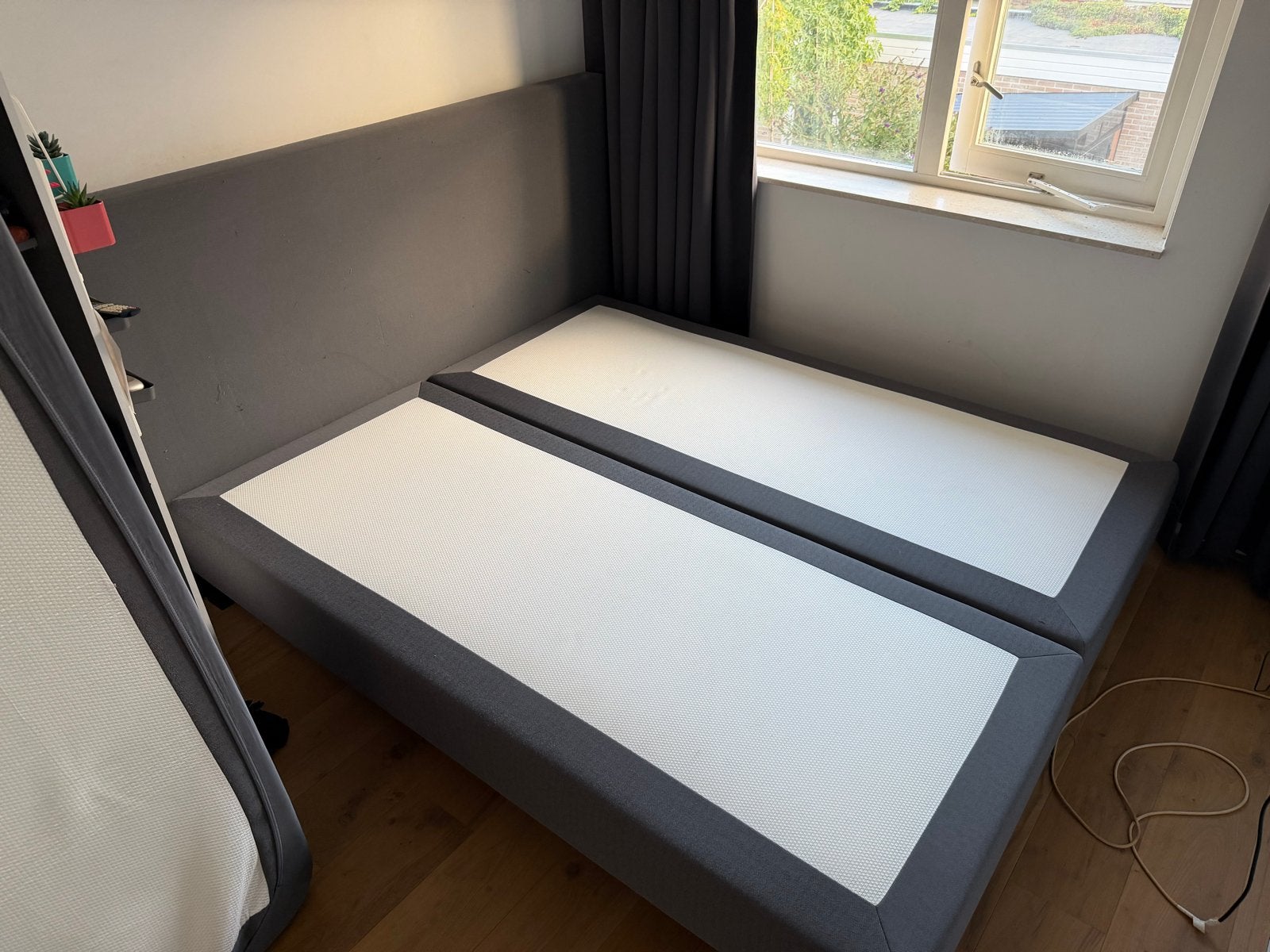 Tweepersoons Emma boxspring met hoofdbord - Grijs, Ophalen, Gebruikt, 210 cm, Tweepersoons