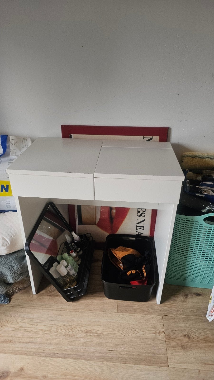 IKEA BRIMNES Kaptafel/Bureau met spiegel en lade, Ophalen, Gebruikt, 100 tot 150 cm, Modern, functioneel, IKEA