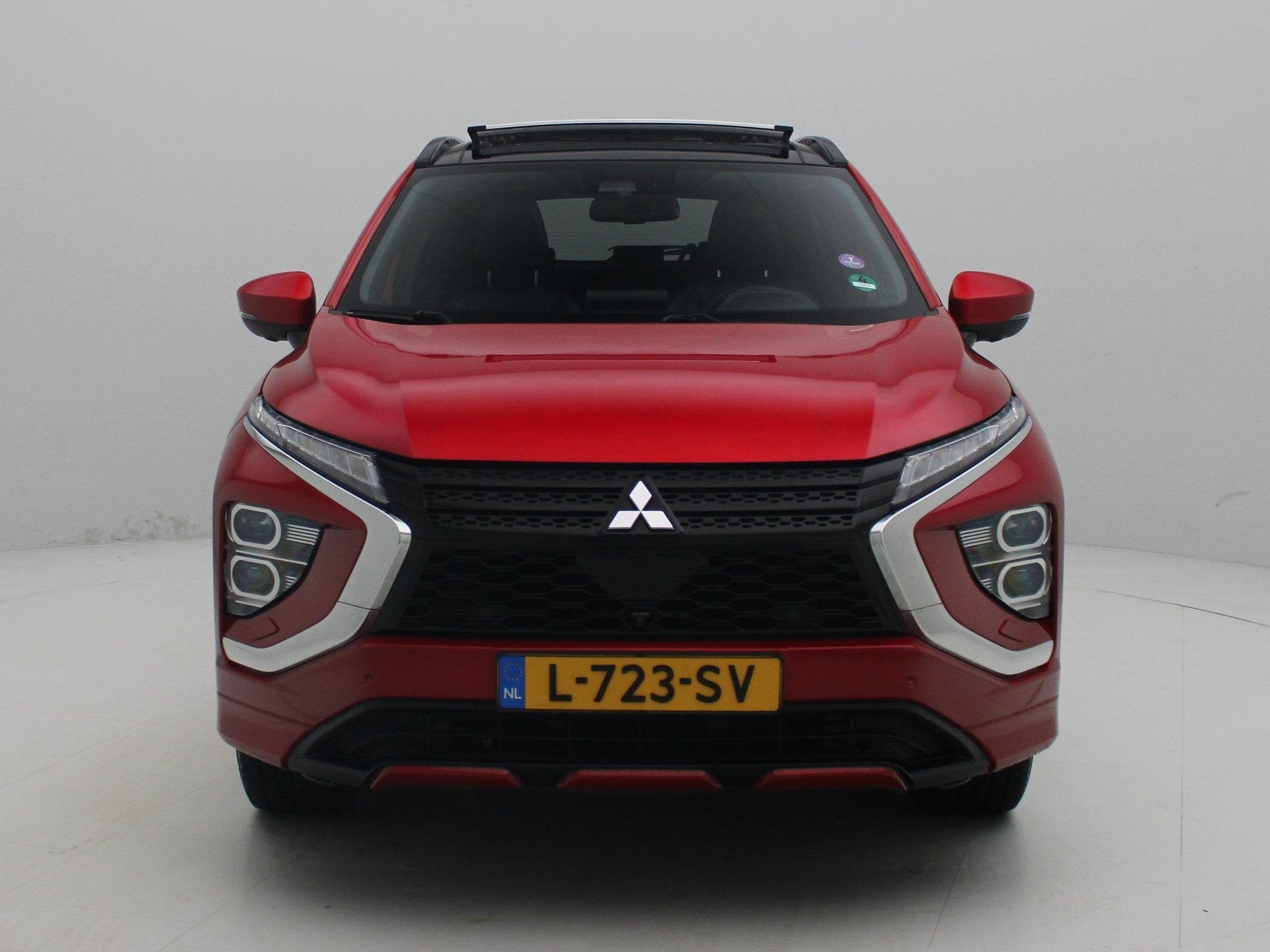 Mitsubishi Eclipse Cross 2.4 PHEV Instyle | Panoramadak | Ac, Auto's, Automaat, 14 kWh, Euro 6, 4 cilinders