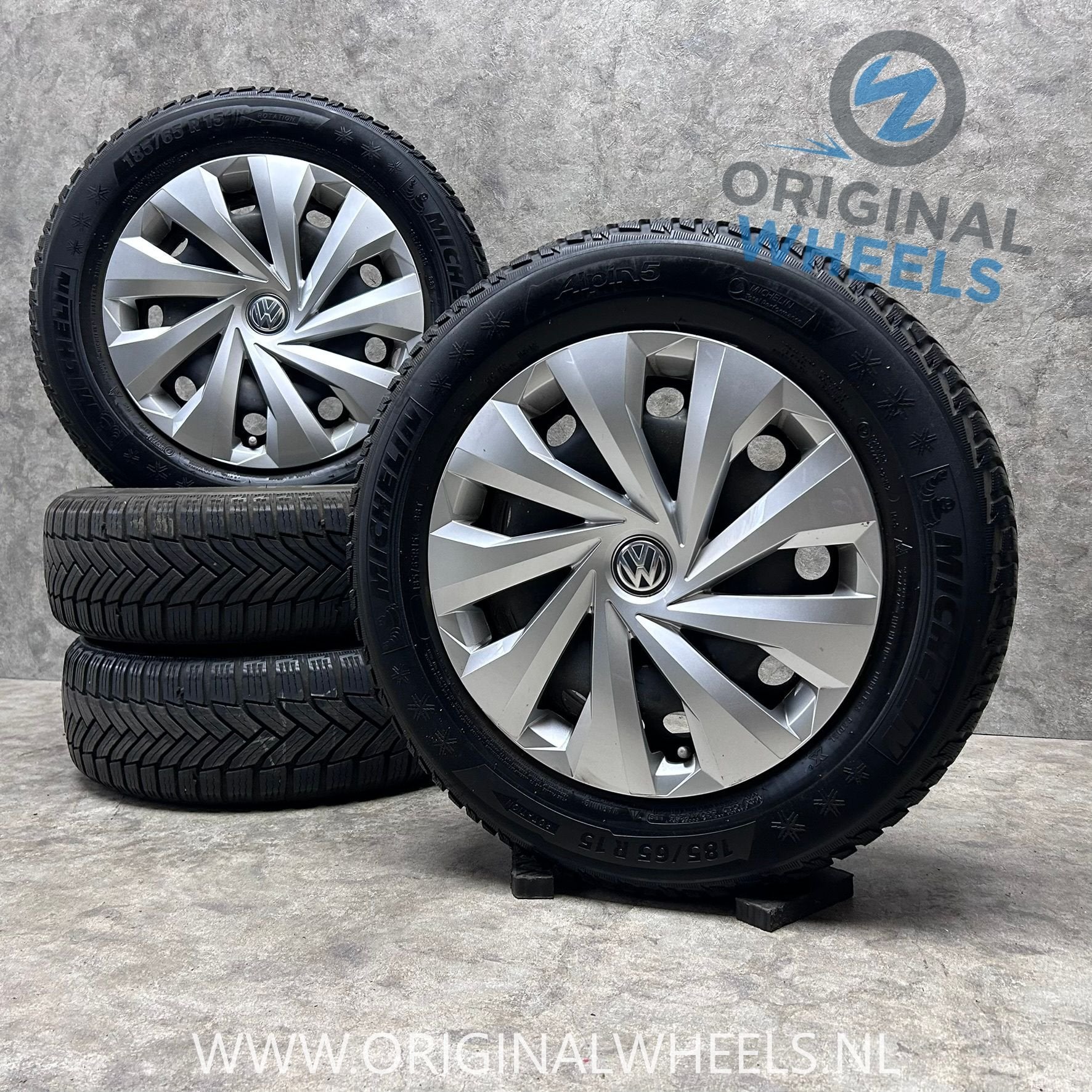 15 inch velgen + wieldoppen + winterbanden VW Polo, Auto-onderdelen, Gebruikt, 15 inch, -, -