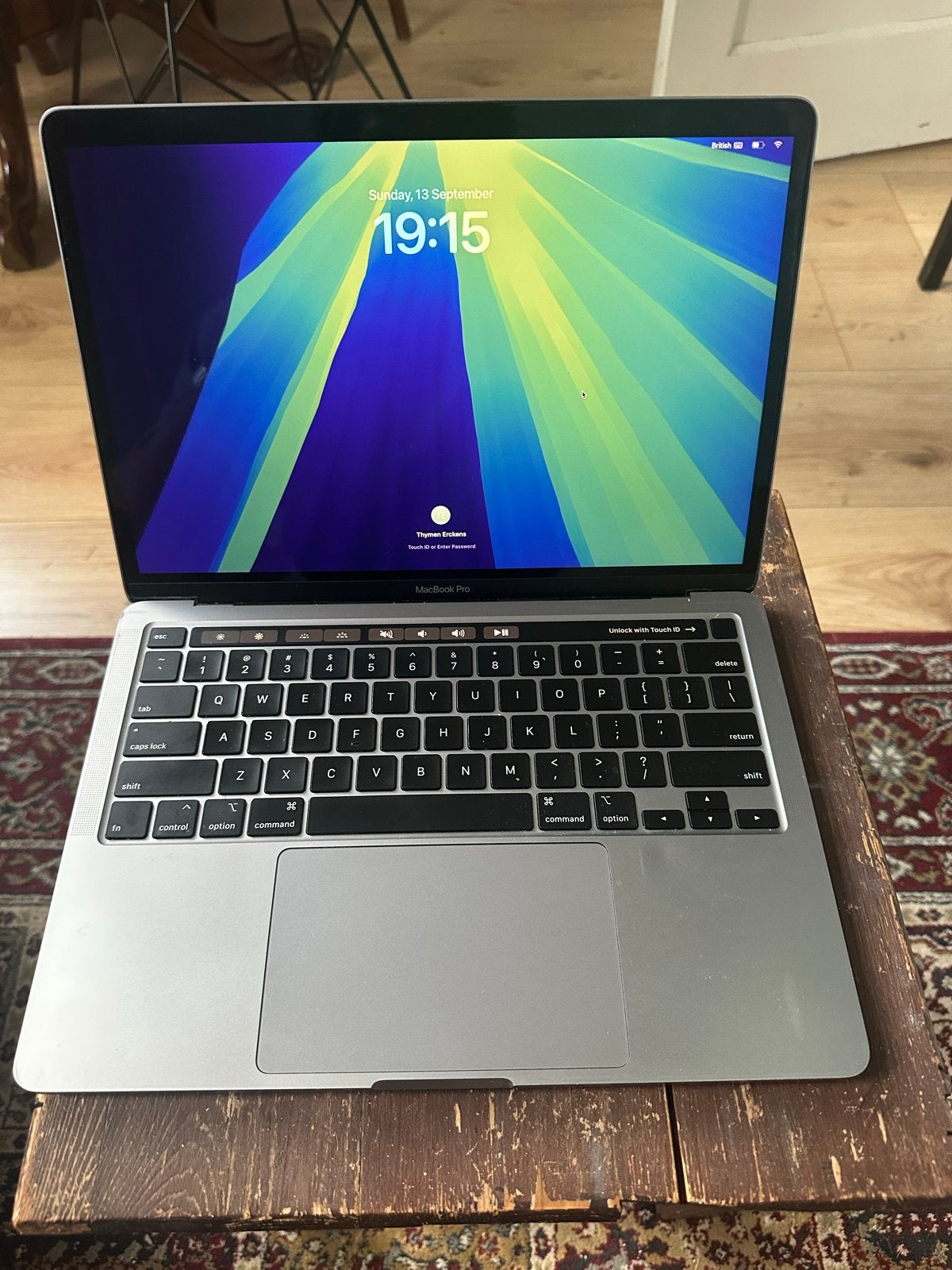 MacBook Pro 13-inch (2020) - 16GB RAM, 512GB SSD
