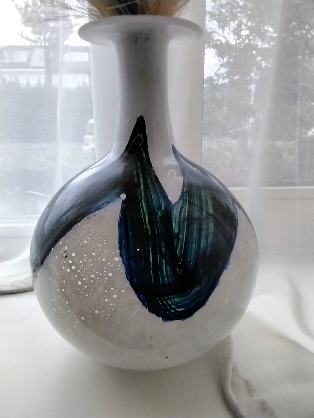 Unieke handgeblazen glazen vaas met abstract design, Verzenden