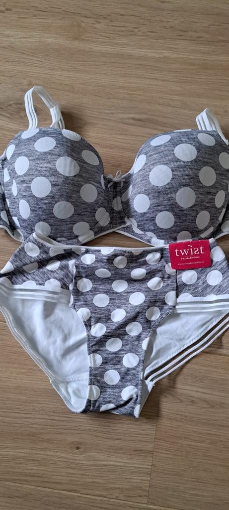 PrimaDonna Twist Lingerie set polka dot 75e, PrimaDonna Twist, Ophalen of Verzenden, Grijs, Setje