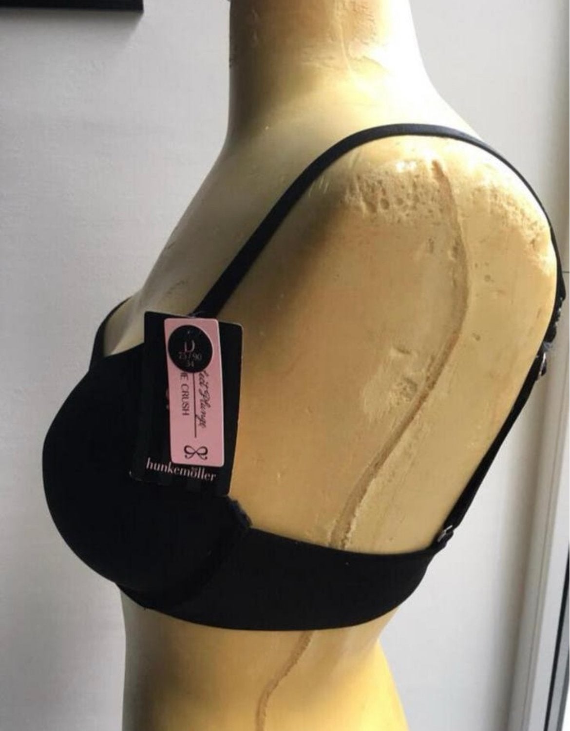Hunkemöller zwarte push up beugel BH Nieuw met prijskaartje, Ophalen of Verzenden, Zwart, BH