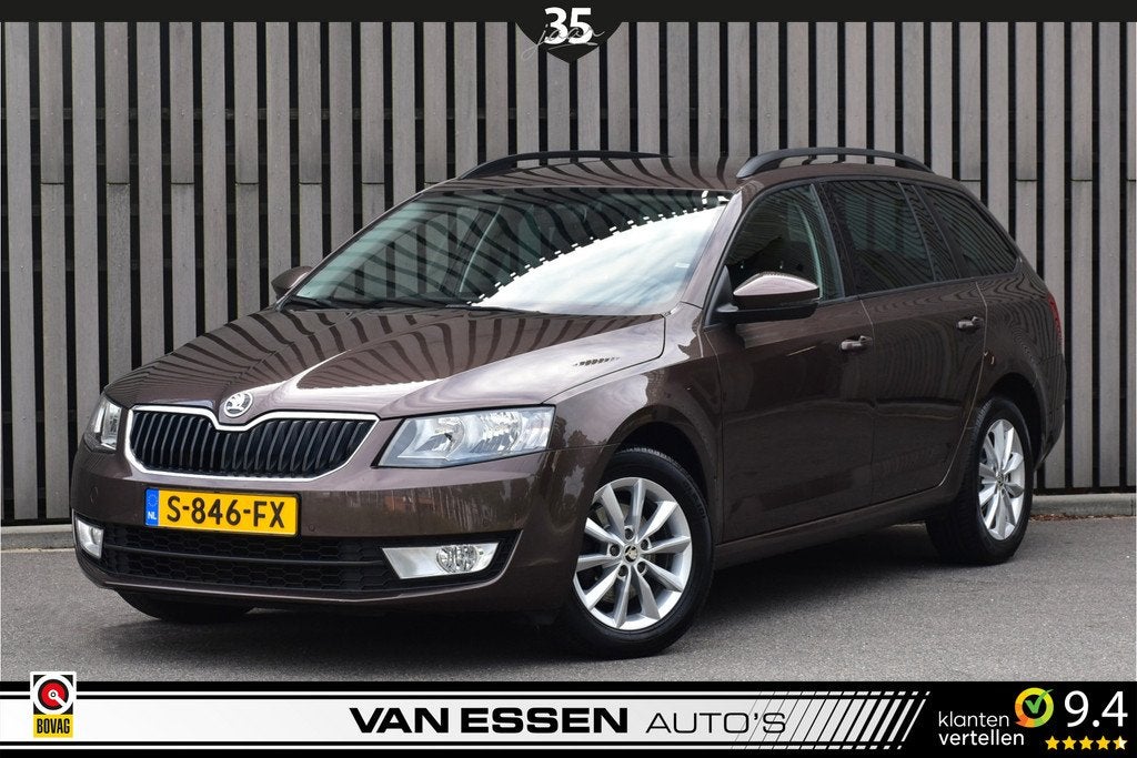 Skoda Octavia Combi 1.0 TSI Greentech Style Business Navigat, Auto's, Voorwielaandrijving, Gebruikt, Bruin, 49 €/maand