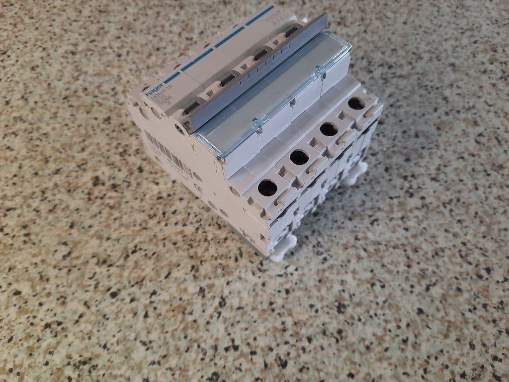 Hager nbn 616 installatieautomaat b16 b-kar 4p 4, Ophalen of Verzenden, Nieuw