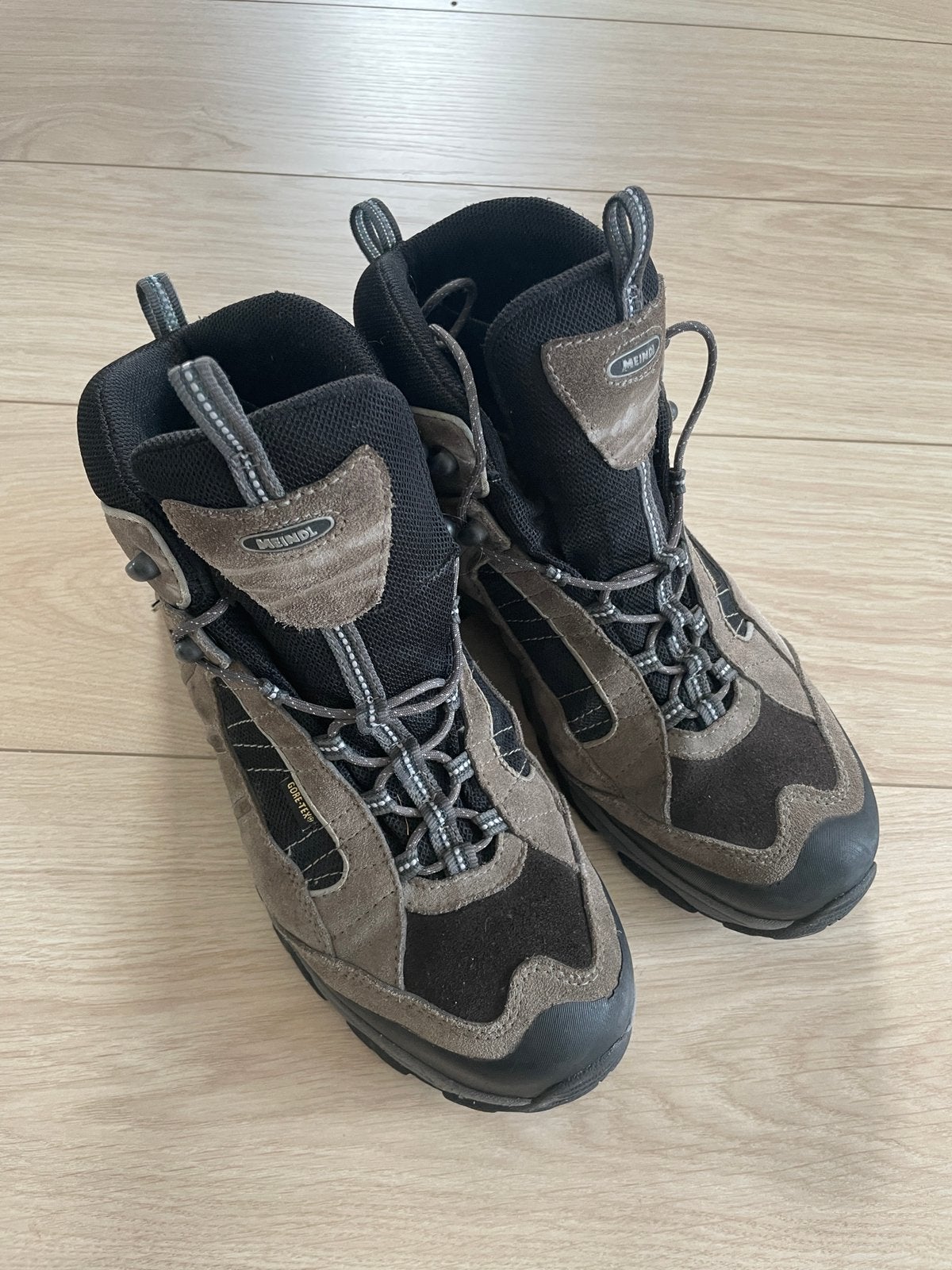 Wandelschoenen Meindl maat 43, Ophalen, Zo goed als nieuw, Schoenen