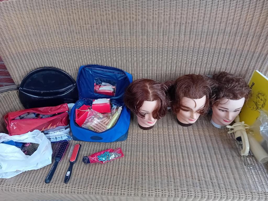 Kappers (opleiding) spullen, Ophalen, Gebruikt