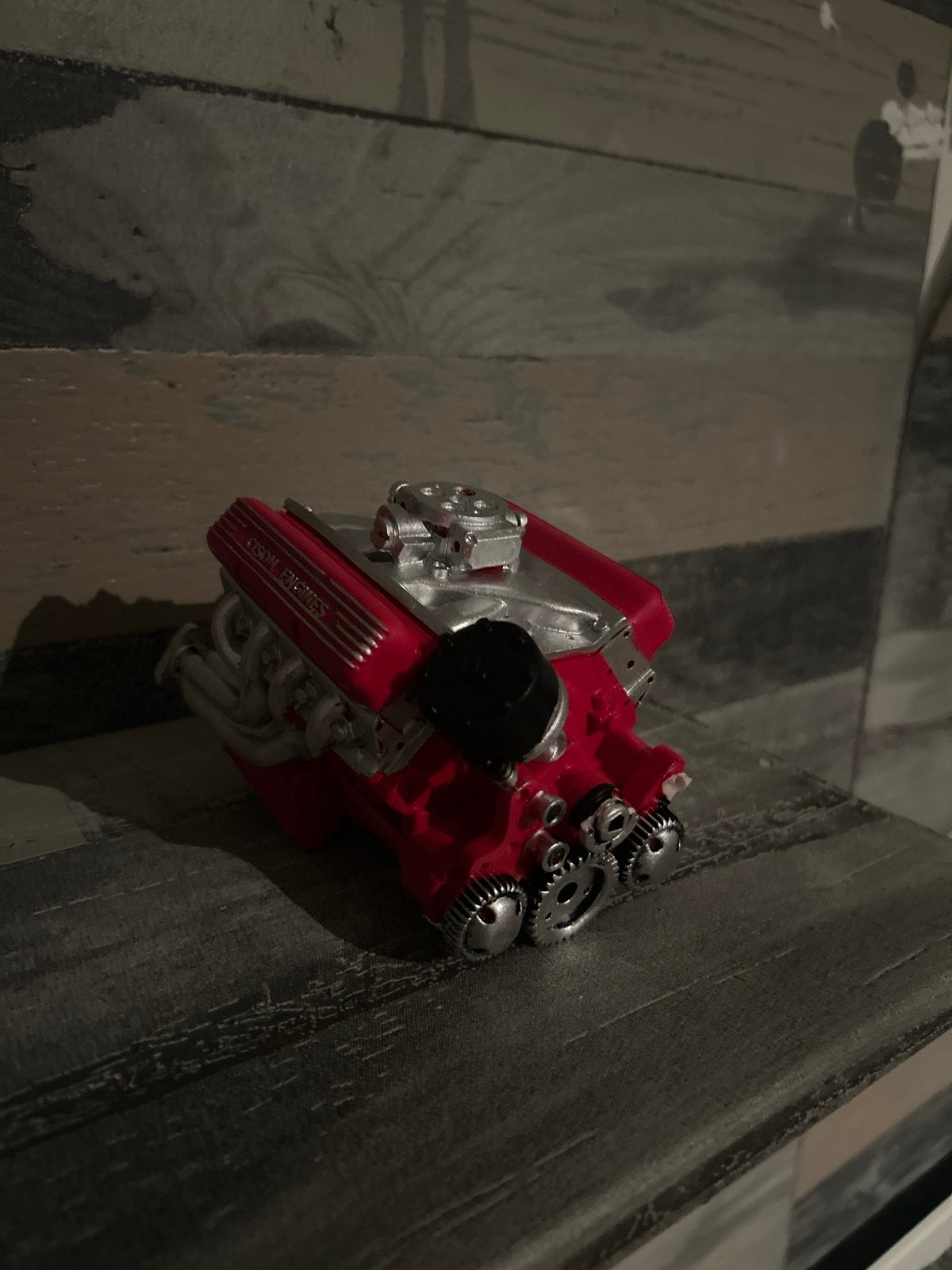 Gedetailleerd V8 Modelbouw Motorblok - Rood/Zilver, Nieuw, Ophalen, Overige merken, Groter dan 1:32