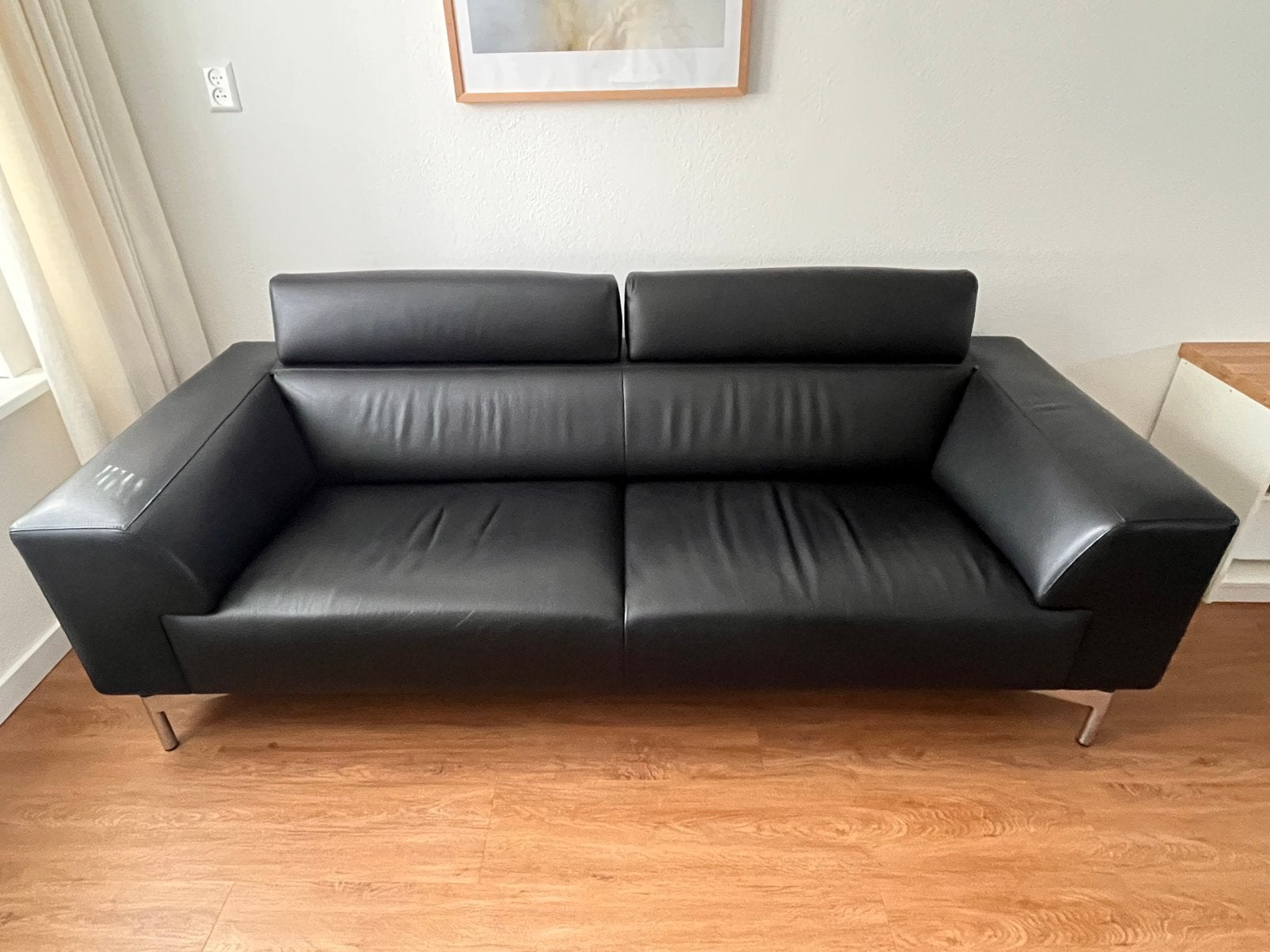 Bank Leolux Howlo zwart leer zeer goede staat, Ophalen, Zo goed als nieuw, 200 tot 250 cm, Leer
