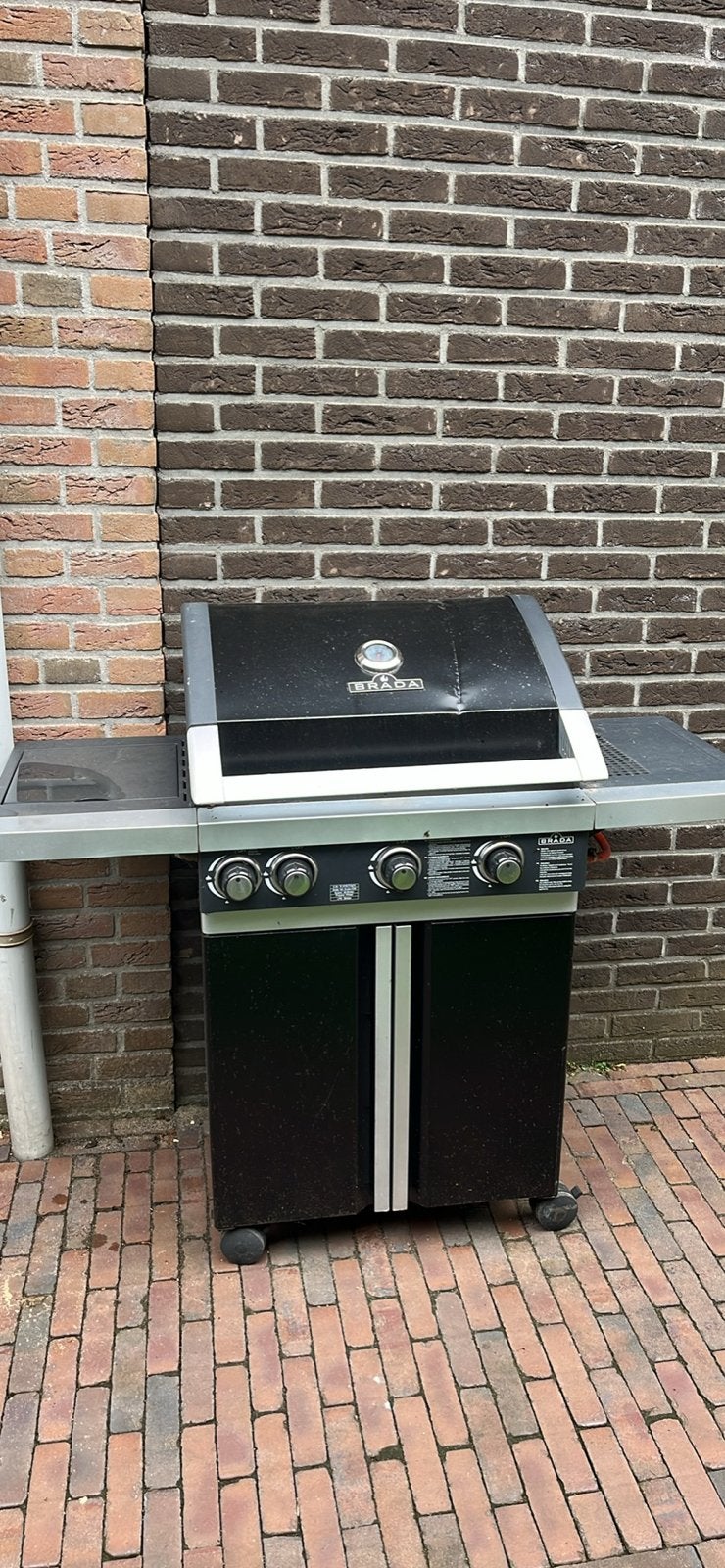 Brada gasbarbecue met zijbrander TEAB, Ophalen, Gebruikt
