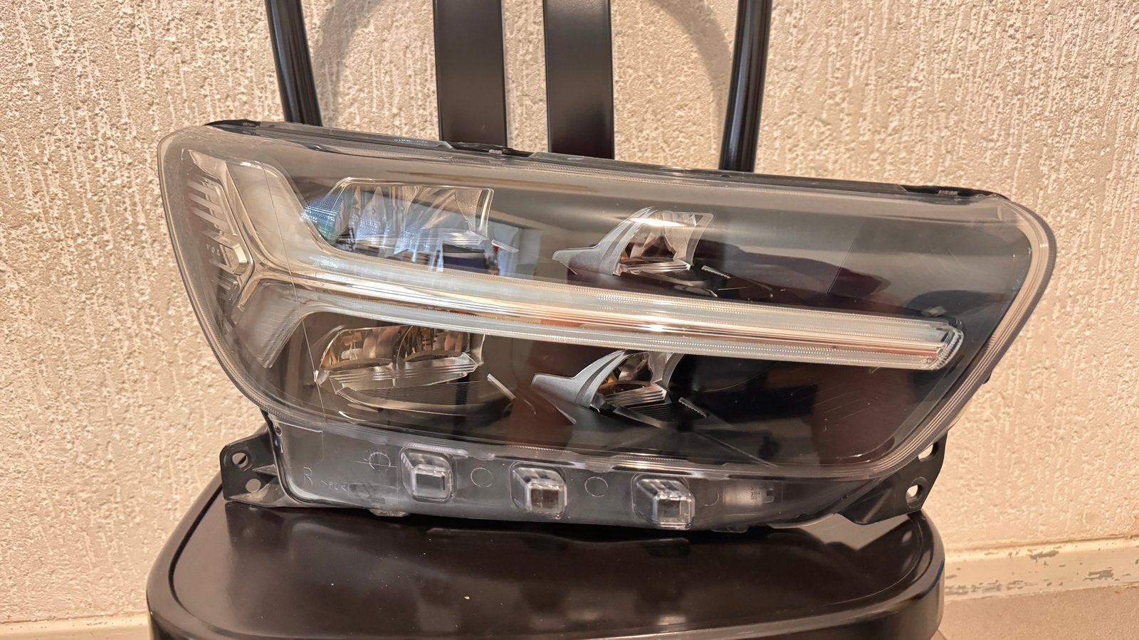 Rechter LED koplamp Volvo XC40 - cod 31655636, Ophalen of Verzenden, Gebruikt, Volvo