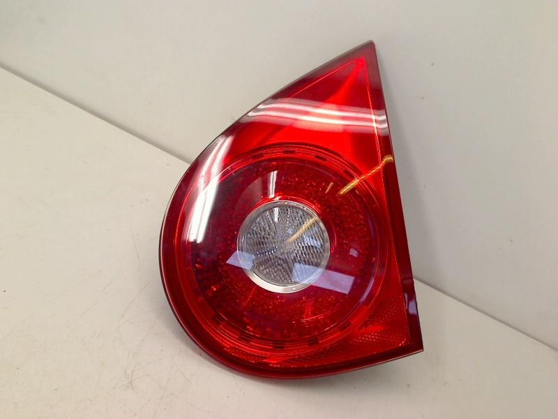 Achterlicht Rechts Binnen Volkswagen Golf V (1K1) 1K6945094E, Gebruikt, Volkswagen, Valeo, Info@valeo.fr
