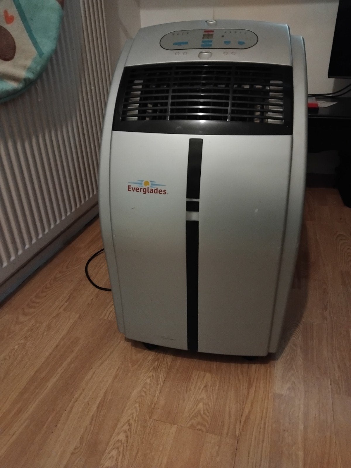 Everglades Mobiele Airco - Koel en Comfortabel, Ophalen, Gebruikt, Minder dan 60 m³, Timer