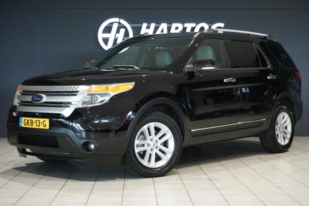 Ford Explorer XLT V6 294PK *7-PERSOONS* + CAMERA, Auto's, Ford, Automaat, Euro 5, 2069 kg, Zwart