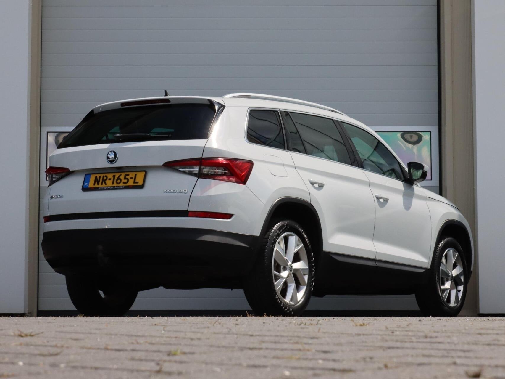 Skoda Kodiaq 1.4 TSI 150PK Style Business 7persoons | Panora, 4 cilinders, 7 stoelen, Wit, Kodiaq