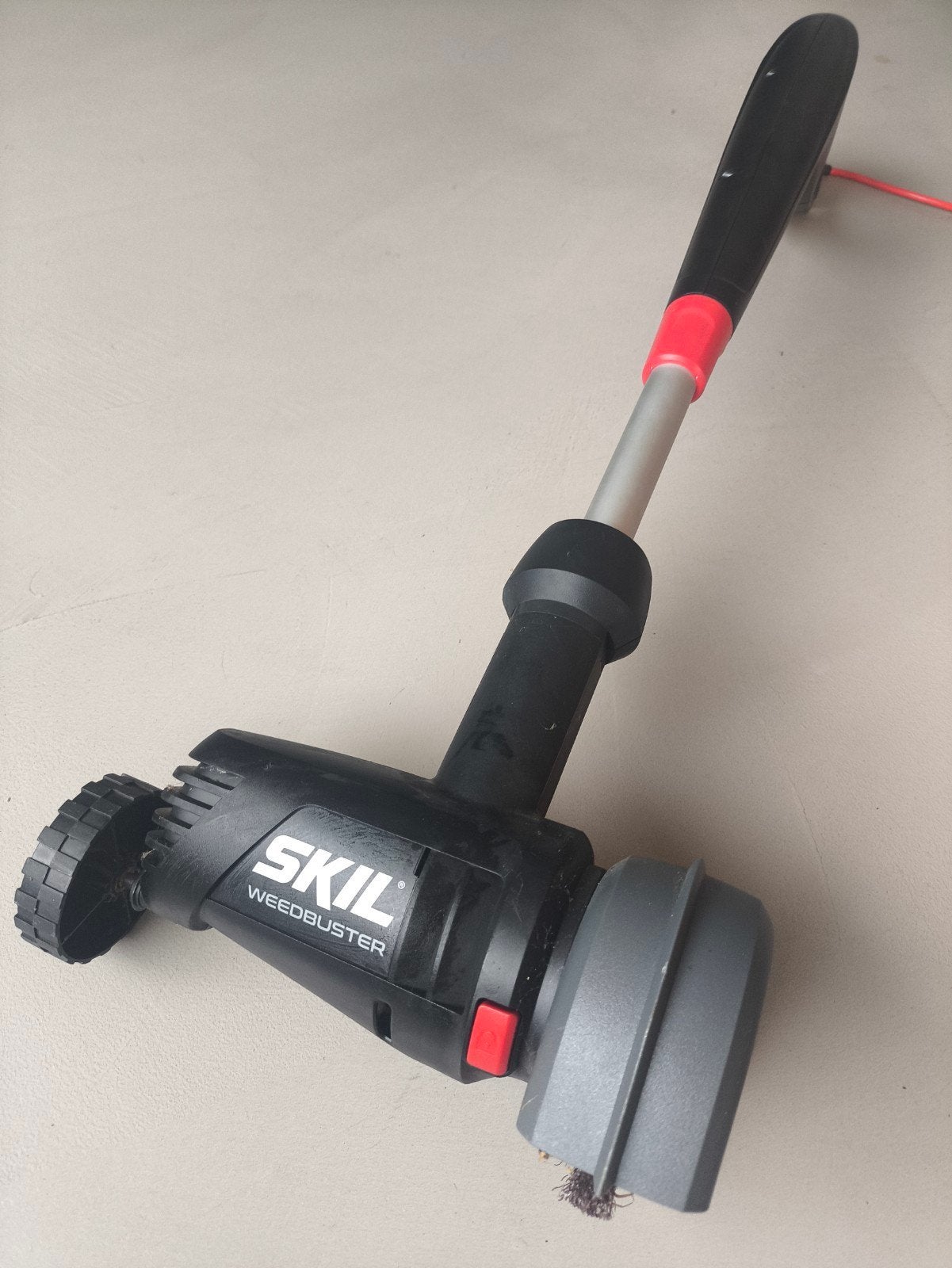 SKIL Weedbuster onkruidborstelmachine - Elektrisch, Ophalen of Verzenden, Zo goed als nieuw, Minder dan 10 cm, SKIL