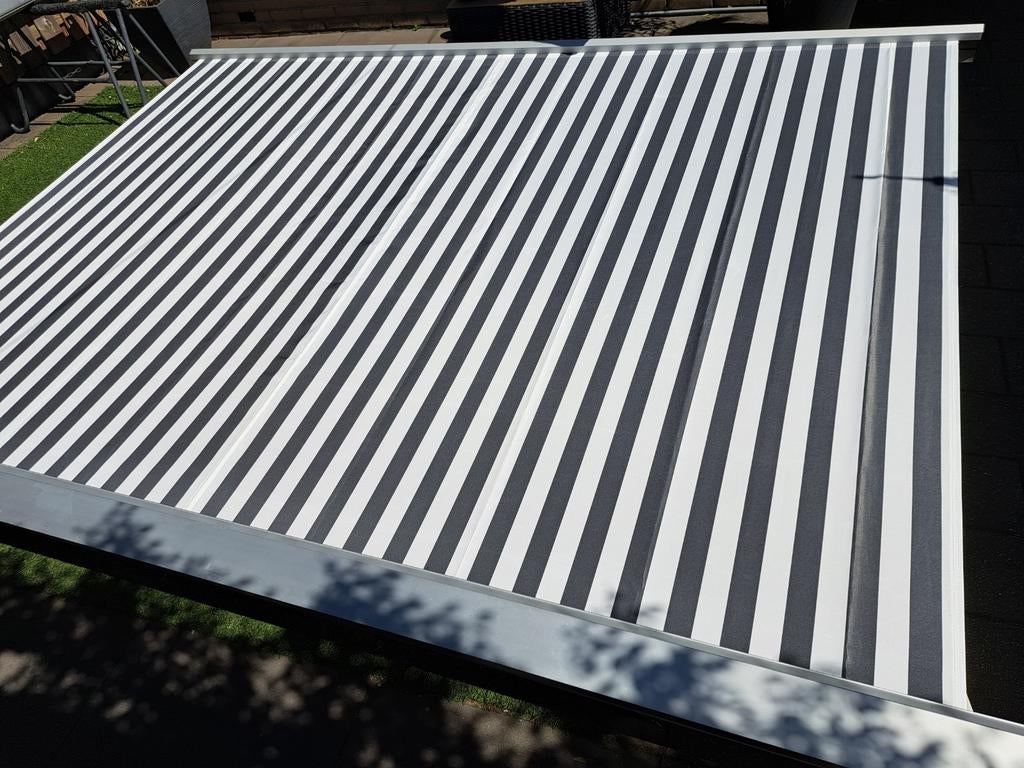 Zonnescherm knikarm 350 cm breed Uitval 250, 150 tot 300 cm, Ophalen, Gebruikt, Knikarmscherm