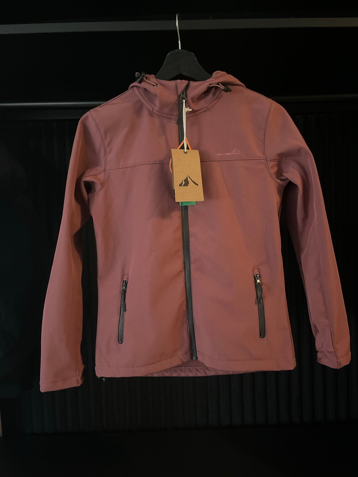Mountainpeak Softshell Jas - Nieuw met kaartjes, Ophalen of Verzenden, Nieuw, Meisje, Jas