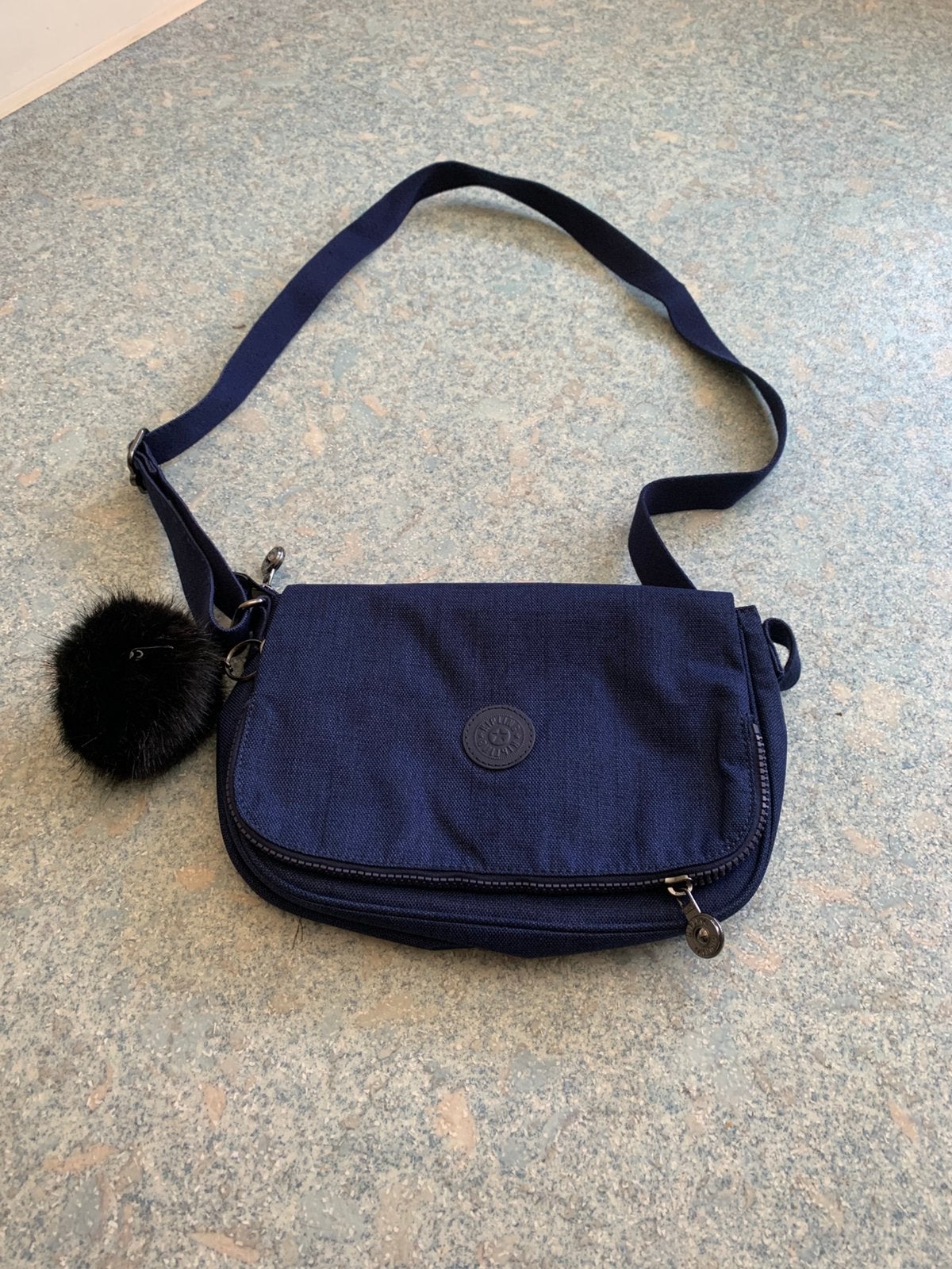 Jeans blauwe tas van Kipling, Sieraden, Tassen en Uiterlijk, Tassen | Schoudertassen, Ophalen of Verzenden, Gebruikt, Blauw, Kipling