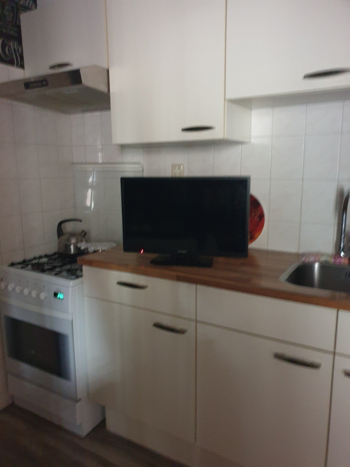 Kleine tv teab, Ophalen of Verzenden, 50 Hz