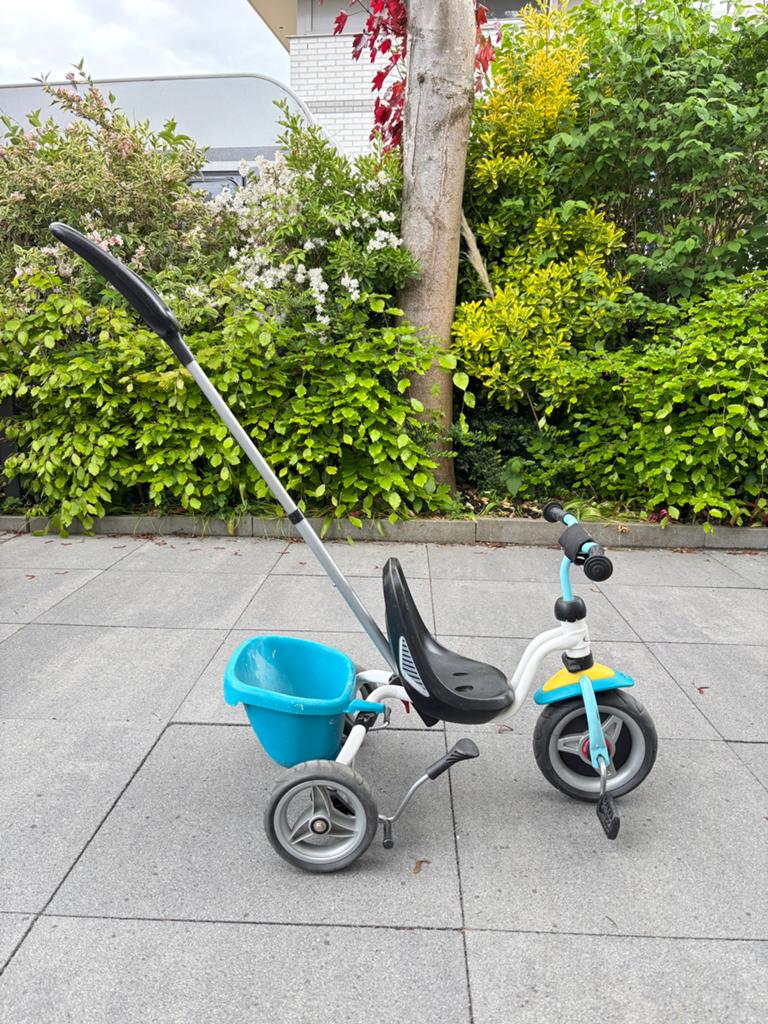 Puky driewieler met duwstang en kiepbakje, Ophalen, Gebruikt, Terugtraprem, Duwstang