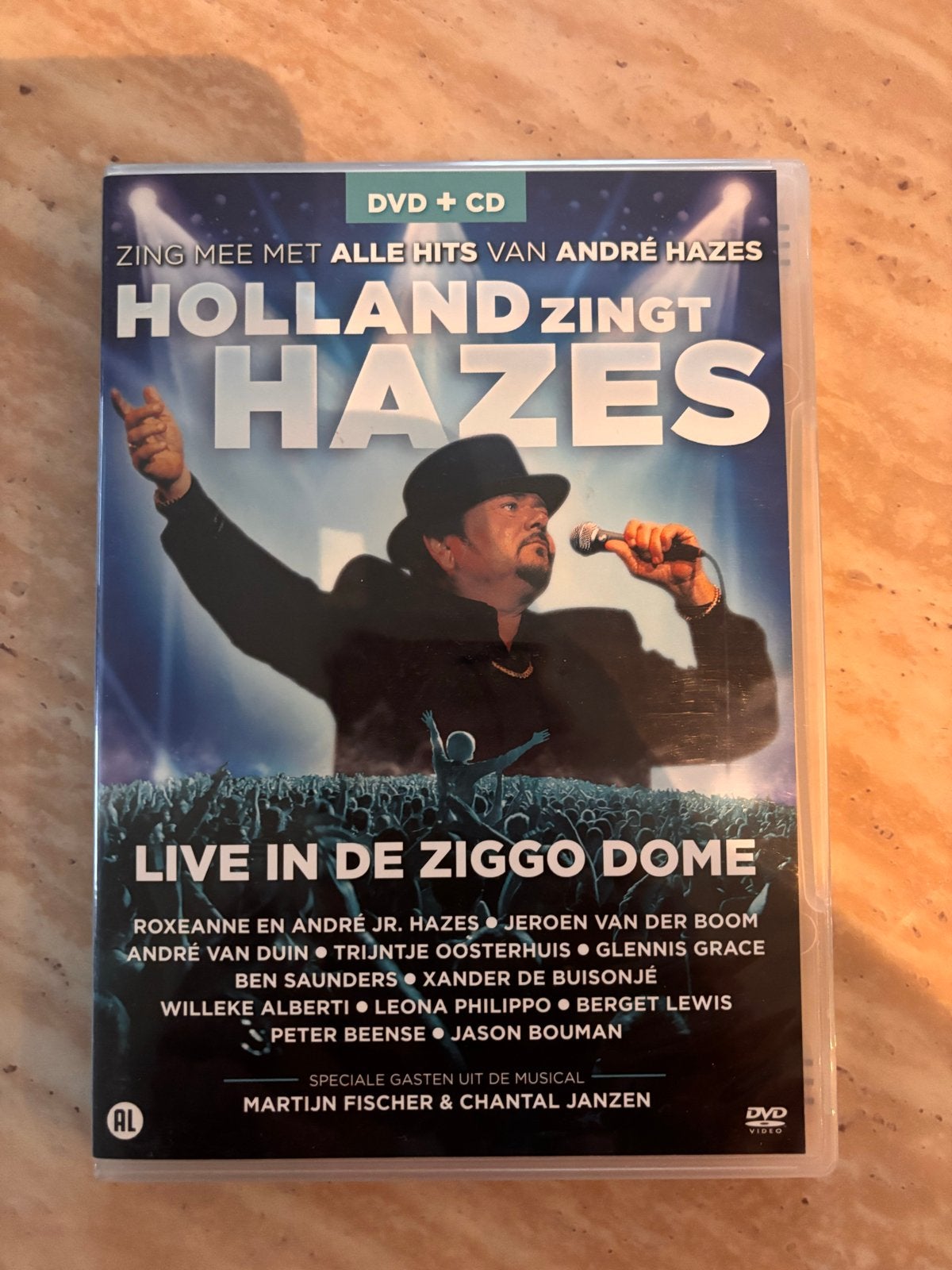 Holland Zingt Hazes Live in de Ziggo Dome DVD + CD, Inclusief DVD, Alle leeftijden, Nederlands, Zo goed als nieuw