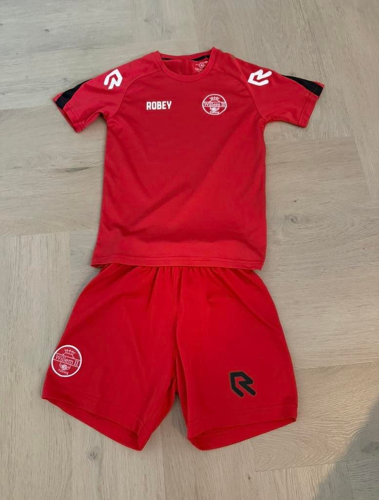 Robey willem II tenue maat 140, Maat XS of kleiner, Ophalen of Verzenden, Zo goed als nieuw, Set