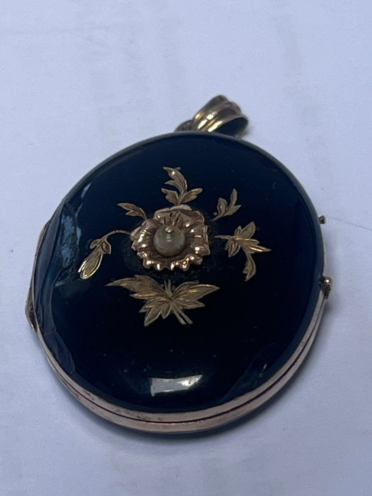Victoriaans Medaillon met Parel en Gouden Details, Ophalen of Verzenden, Goud, Hanger, Met edelsteen