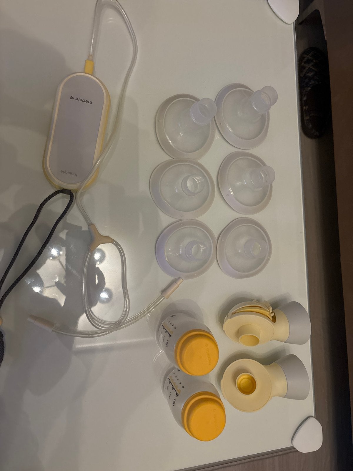 Medela Freestyle Borstkolf met accessoires, Ophalen, Gebruikt, Medela, Borstkolf