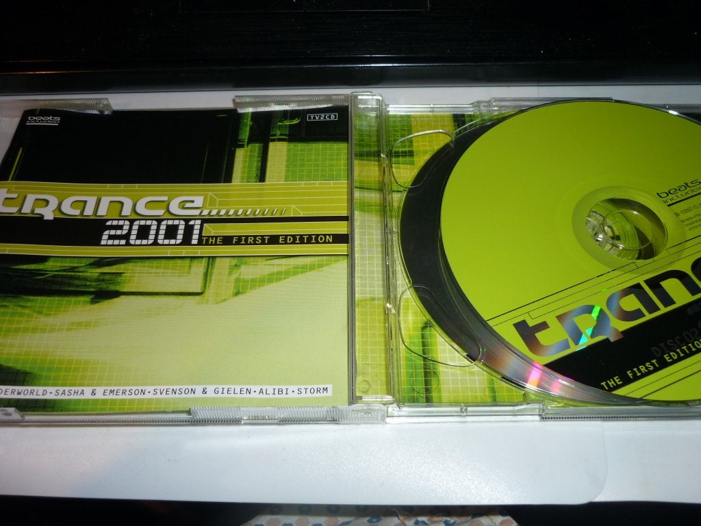 Trance 2001 The First Edition CD - Diverse Artiesten, Inclusief boekje, Trance, Verzenden, Zo goed als nieuw
