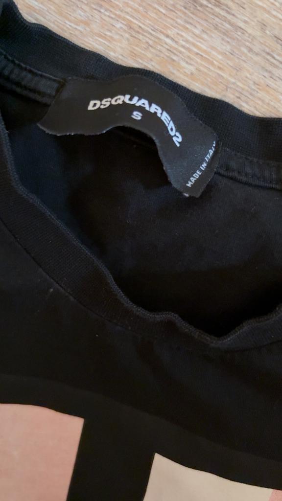 DSQUARED2 T-shirt, Ophalen of Verzenden, Zo goed als nieuw, Zwart, Korte mouw