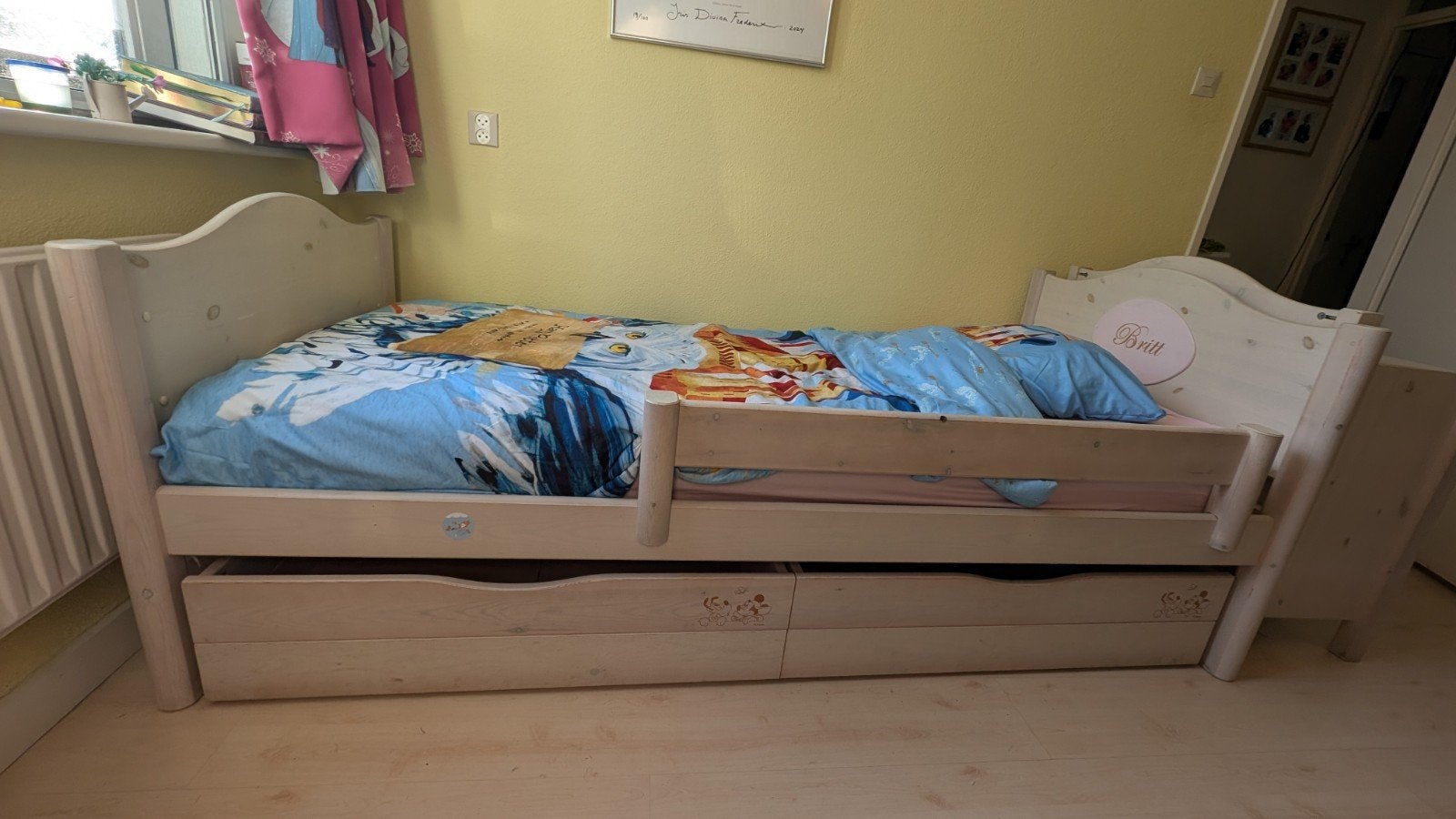 Bed, kast, boekenkast en bureau gratis af te halen, Huis en Inrichting, Ophalen, Eenpersoons, Wit, Kinderkamer set