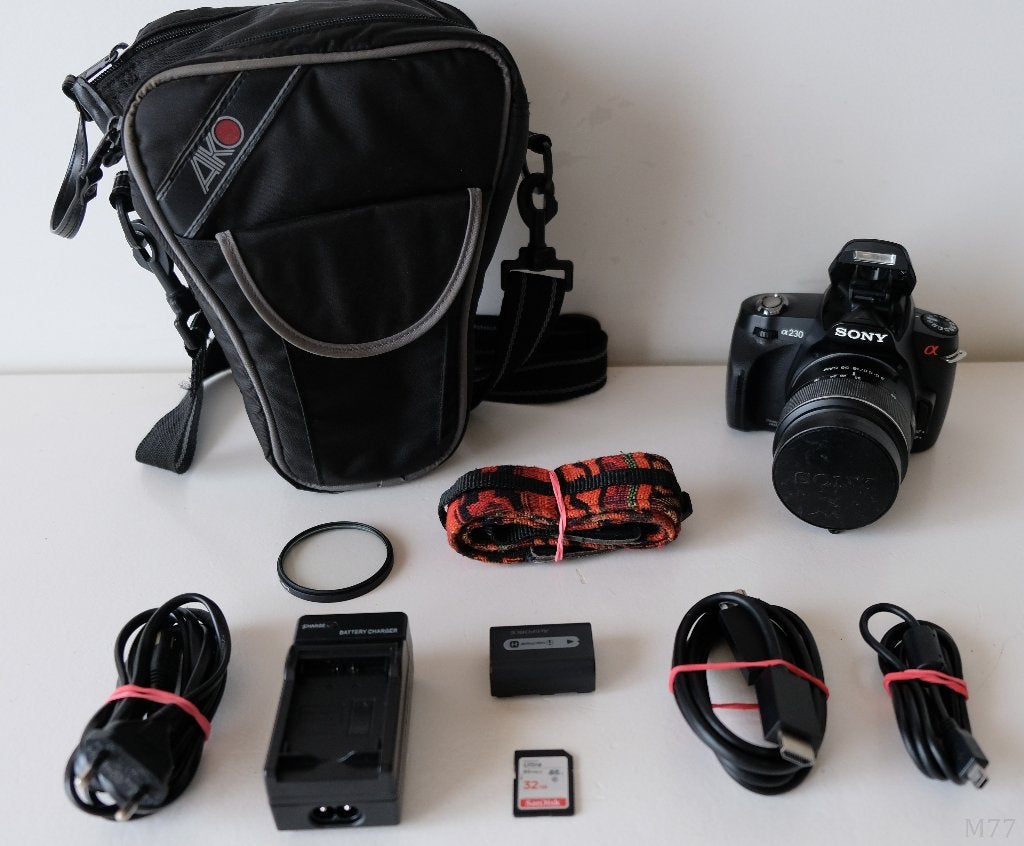 Sony Alpha DSLR-A230 10MP 18-55mm DSLR (32GB), Ingebouwde flitser, Gebruikt, 10 megapixels, Ophalen of Verzenden