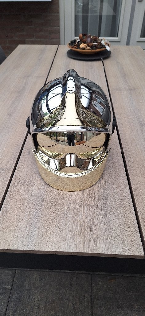 wijnkoeler in de vorm van een Gallet branweerhelm, Kunststof, Ophalen of Verzenden, Zo goed als nieuw, Minder dan 5 flessen