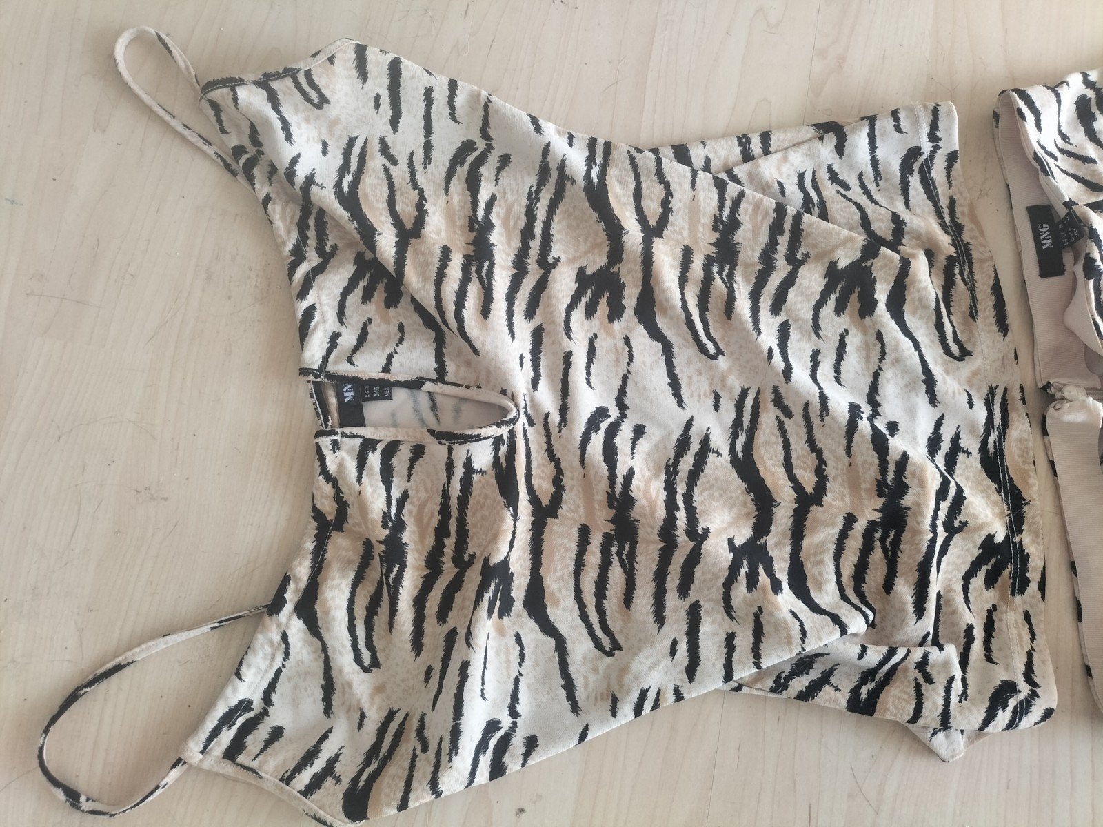 MNG mango tijger pak maat M ish, Kleding | Dames, Gelegenheidskleding, Zo goed als nieuw, Overige typen, Zwart, Ophalen of Verzenden