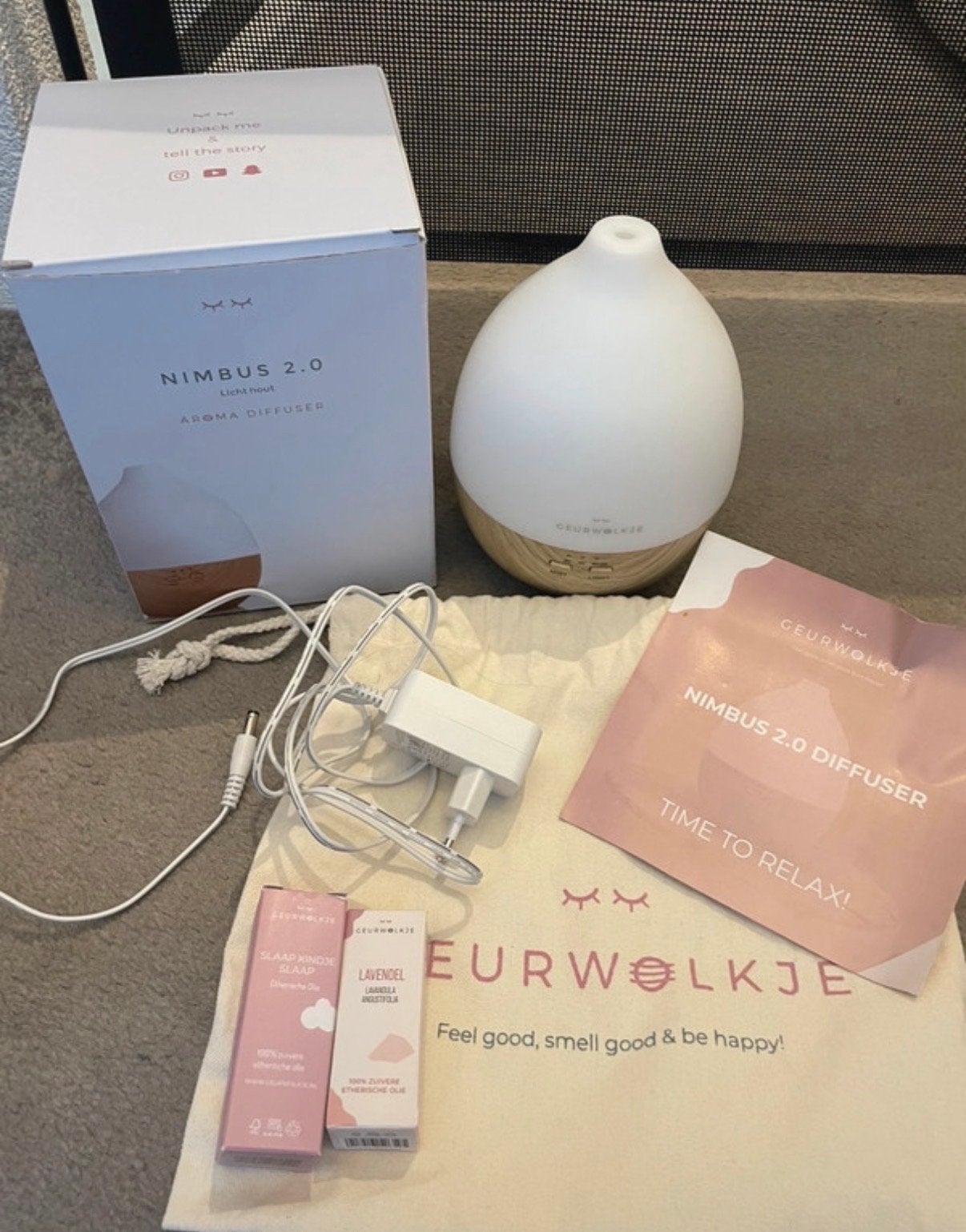 Geurwolkje Aroma Diffuser Nimbus 2.0 Licht Hout, Ophalen of Verzenden, Zo goed als nieuw, Wit, Hout