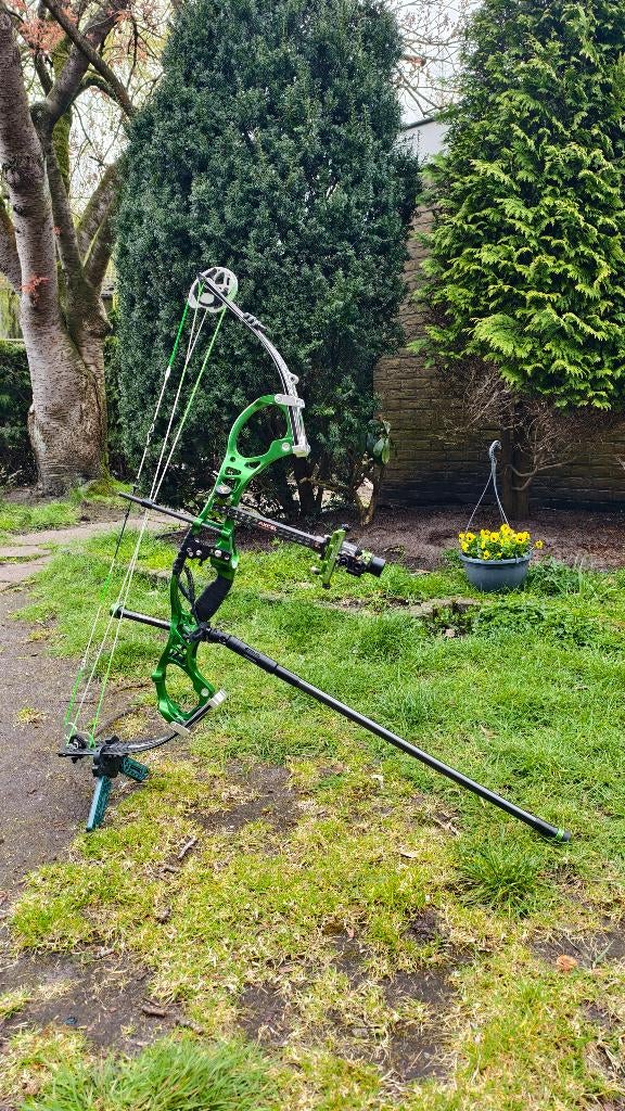 Hoyt Pro Comp Elite Target bow (WT 50-60, DL 26.5" - 28"), Sport en Fitness, Handboogschieten, Ophalen of Verzenden, Gebruikt