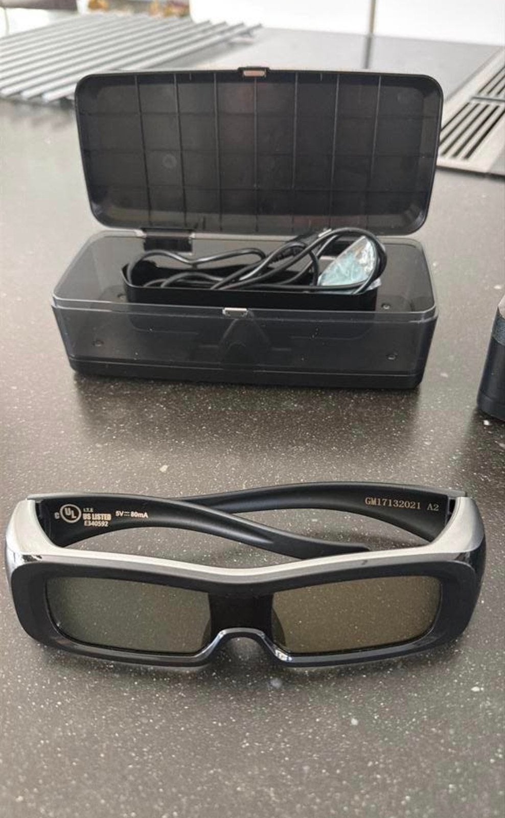 3D Bril - Active Shutter - Inclusief Oplaadkabel en Doos, Verzenden, Zo goed als nieuw