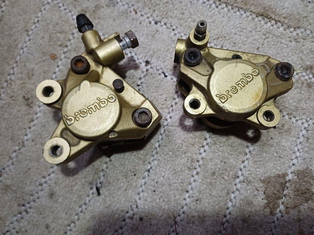 Brembo rem klauwen voor en achter gebruikt staat, Ophalen of Verzenden, Gebruikt, Overige typen, Overige merken