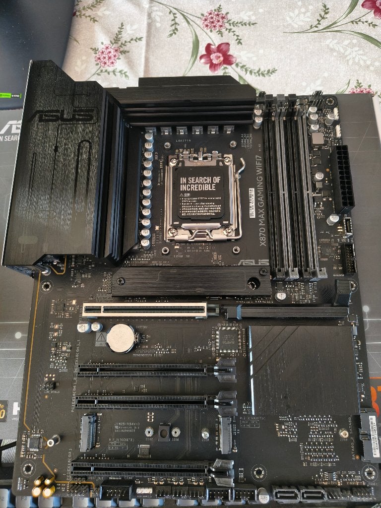 Asus X870 Max Gaming WIFI7 - Broken, Ophalen, Gebruikt, ATX, DDR5