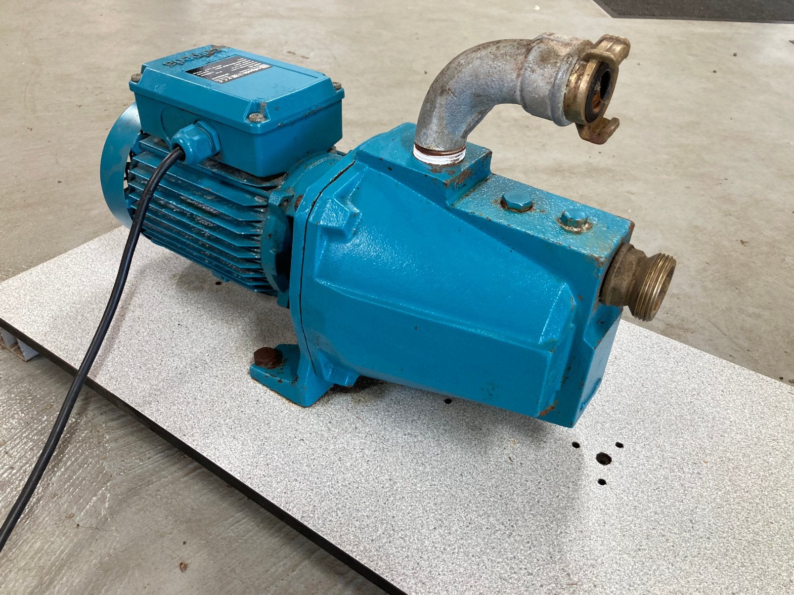 Calpeda centrifugaalpomp NGM 4/A, 230V, Ophalen, Gebruikt, Elektrisch, Beregeningspomp