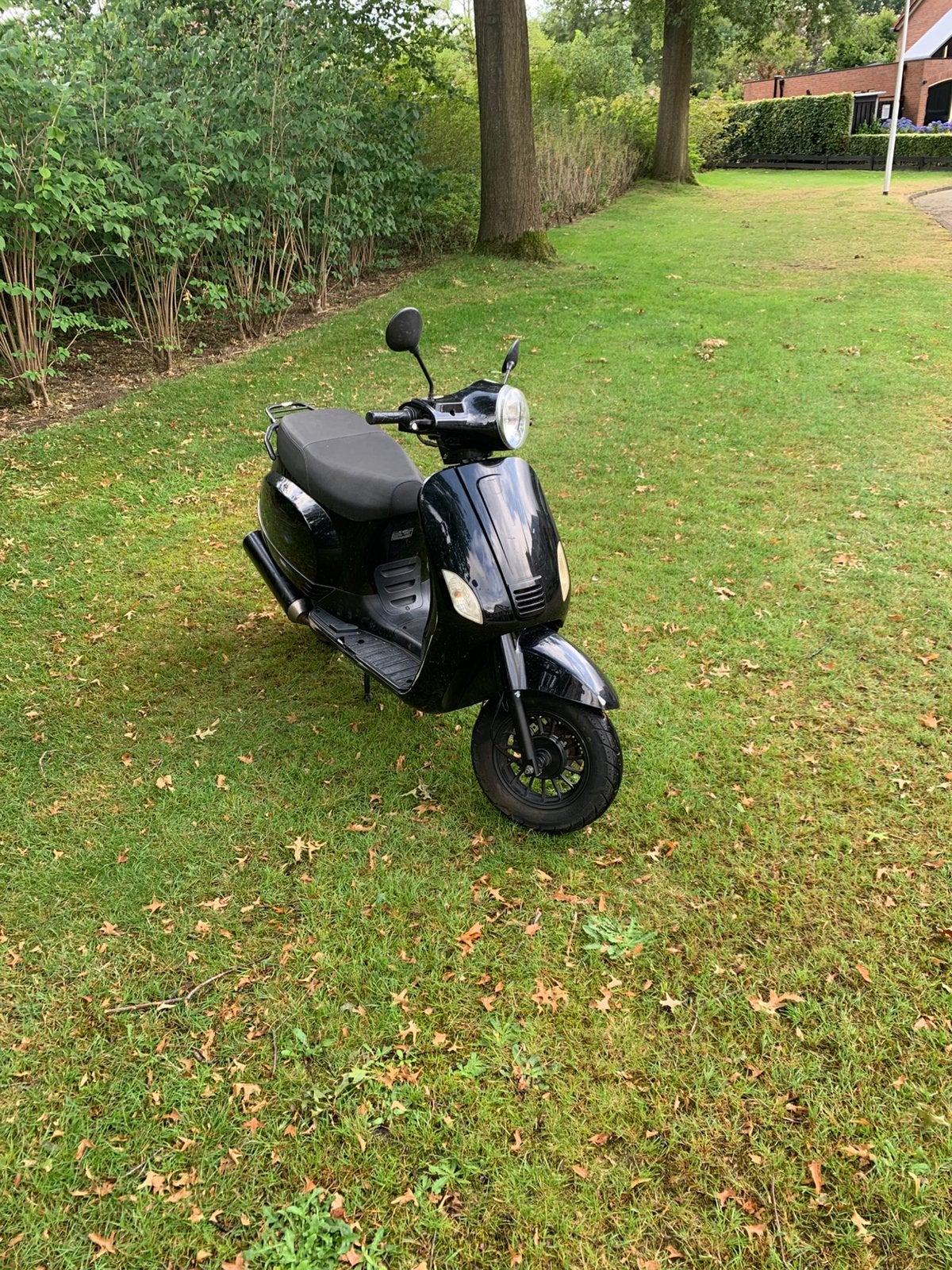 Riya sunny scooter., Ophalen of Verzenden, Zo goed als nieuw, Benzine, Overige merken
