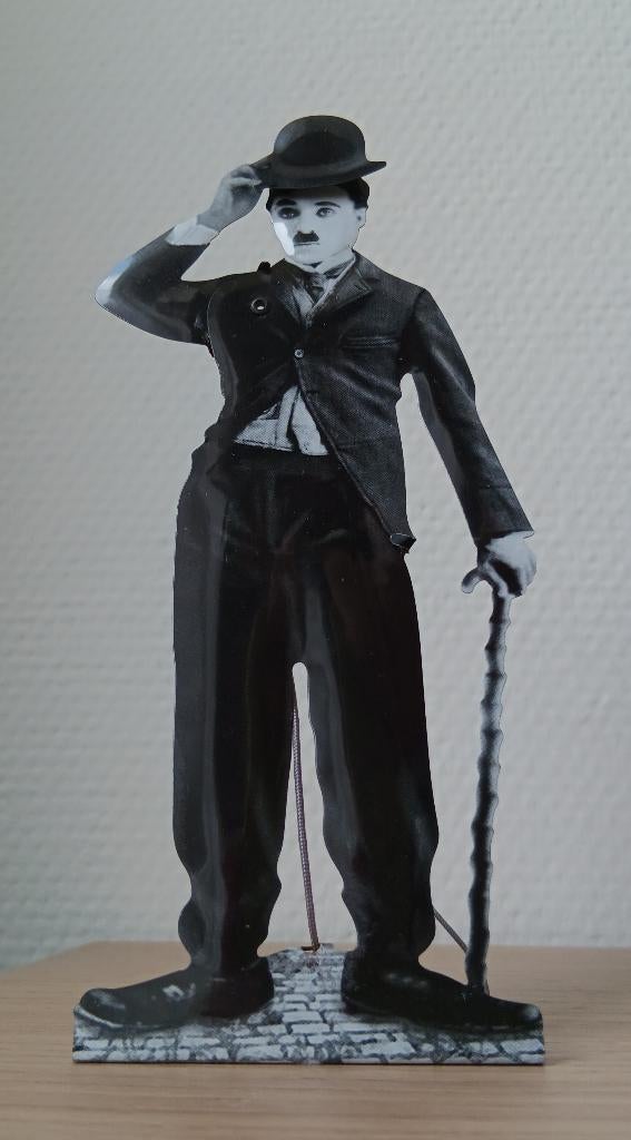 Charlie Chaplin • metalen beeldje, Verzamelen, Beelden en Beeldjes, Nieuw, Mens, Ophalen of Verzenden