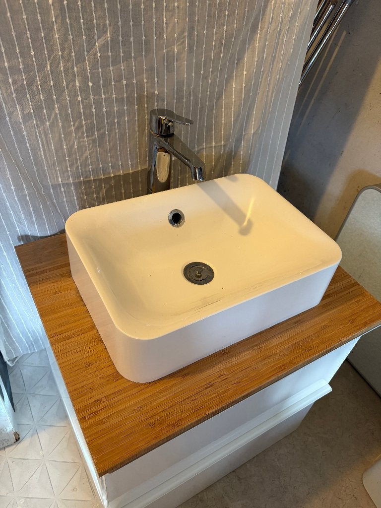 IKEA Wastafelmeubel met kraan - 60x49x62 cm, Ophalen, Gebruikt, 50 tot 100 cm, Minder dan 100 cm