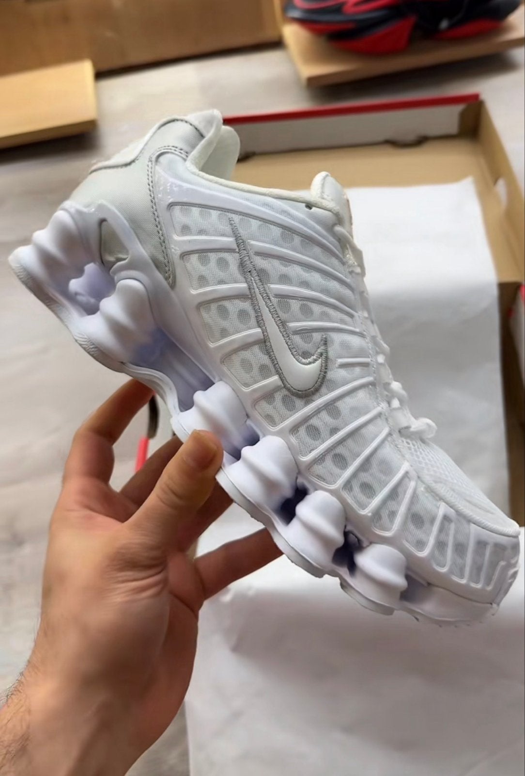 Nike Shox TL Wit - Nieuw in doos, Ophalen of Verzenden, Nieuw, Wit, Sneakers of Gympen